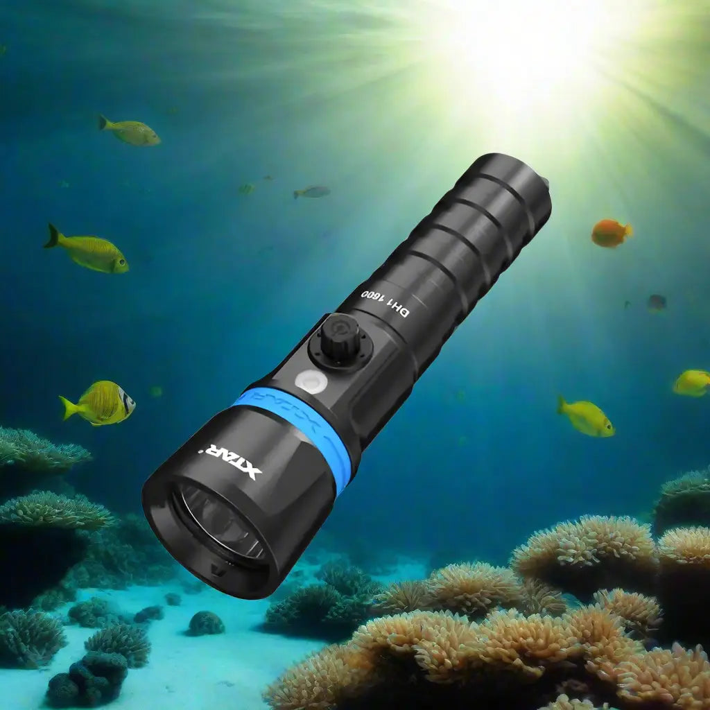 XTAR Hunter DH1 1600 Lumens Dive Light NSO Gear