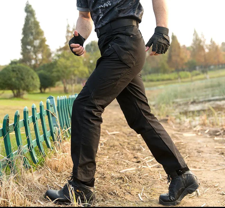 Tactical Cargo Pants Rip-Stop X9 US Special TrouserTactical Cargo Pants Rip-Stop X9 US Special Trouser
Specifications
Brand Name:Pave Hawk
Gender:Men
Item Type:Full Length
Style:Military/Cargo
Length:Full NSO Gear