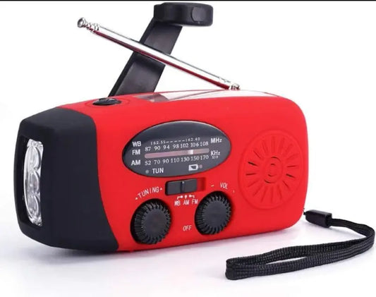 Ραδιόφωνο Με Φακό, Δυναμό, Ηλιακό Πάνελ Και Powerbank NSO Gear 