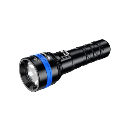 XTAR D06 – 1600 Lumens Professional Diving Flashlight