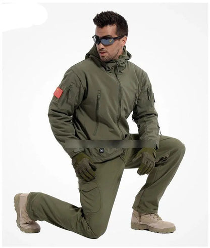 Hunting - Hiking Shark Skin Soft Shell pantsItem specifics


Sport Type:Camping &amp; Hiking

Outerwear Type: Pants

Lining Material:Polyester


Fit:Fits true to size, take your normal size


Material TechnoloNSO Gear